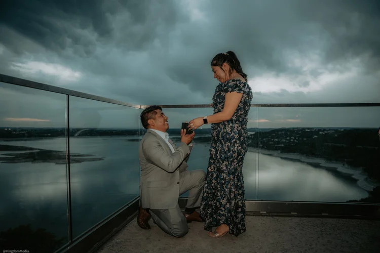 engagement photographer austin